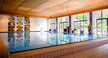 Binnenzwembad van Fletcher Hotel-Restaurant Epe-Zwolle